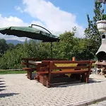 Maroflin Crni Lug